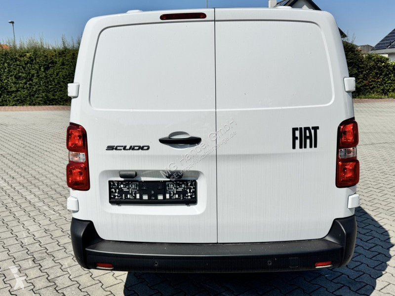Autoutilitară Fiat Scudo  M BlueDHi 120 6-Gang