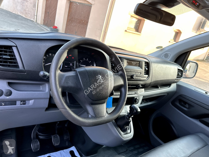 Užitkové vozidlo Peugeot 1.5 Bluehdi 100 Premium