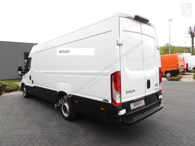 Veículo utilitário Iveco DAILY 35S14 FURGON...