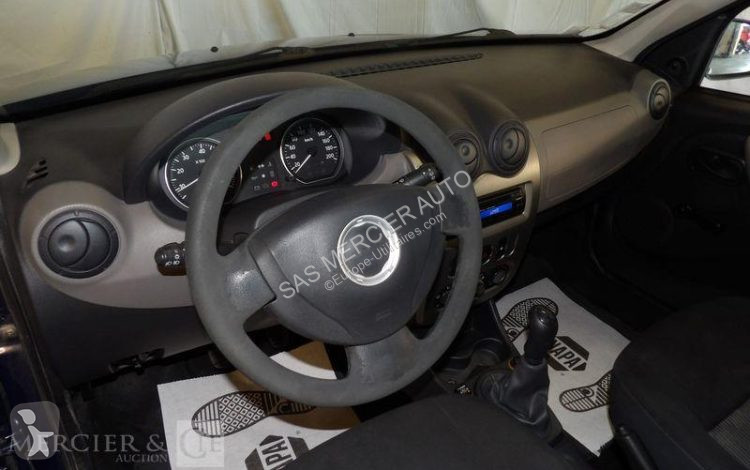 Veicolo commerciale Dacia