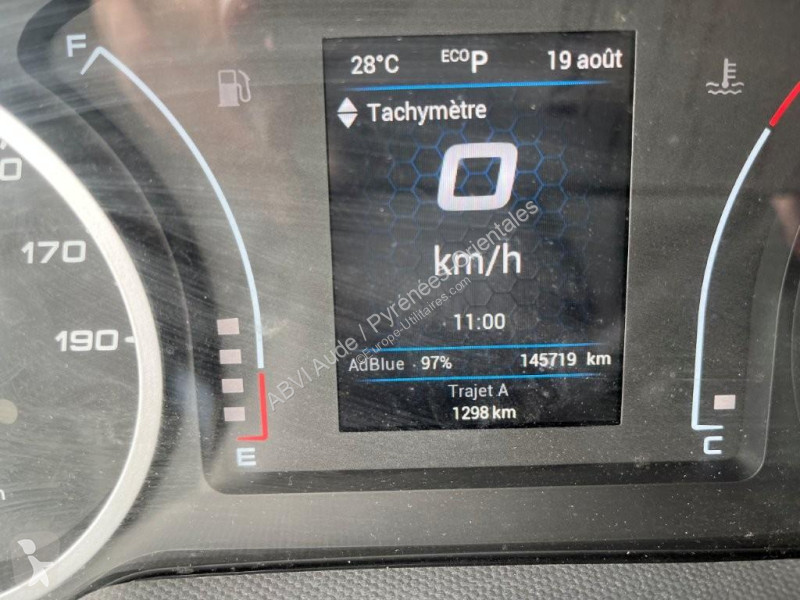 Autoutilitară Iveco 180CV 3L BOITE AUTOMATIQUE...
