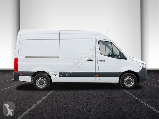 Užitkové vozidlo Mercedes 317...
