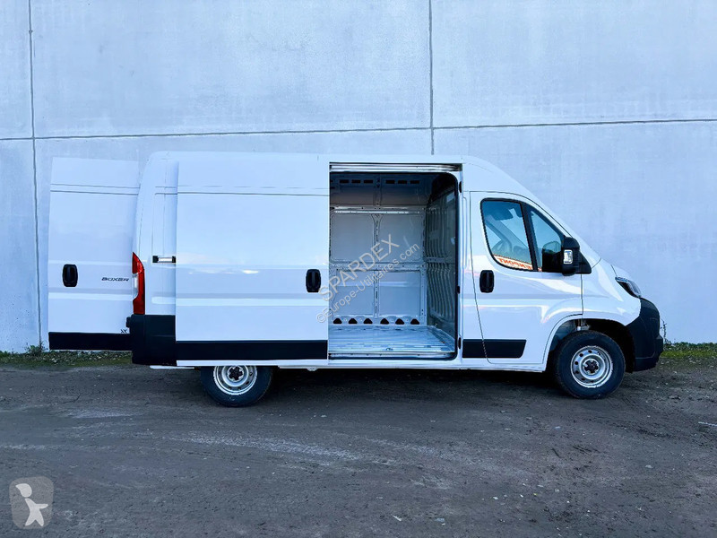Véhicule utilitaire Peugeot L2H2 | Leasing