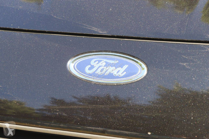 Furgoneta Ford Courier