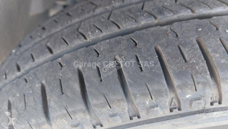 Véhicule utilitaire Iveco 35C16