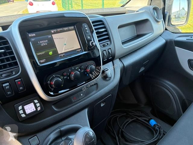 Véhicule utilitaire Renault DCI 125 CV