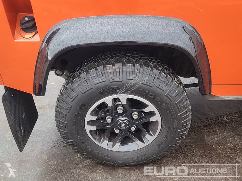 Autoutilitară  Defender