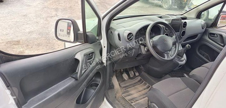 Véhicule utilitaire Peugeot