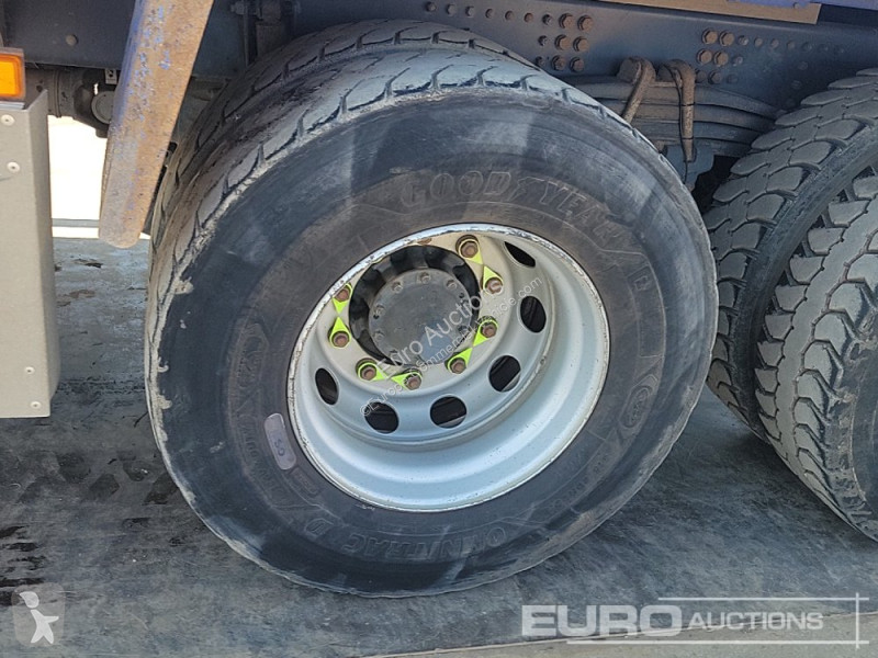 Veicolo commerciale  P410XT