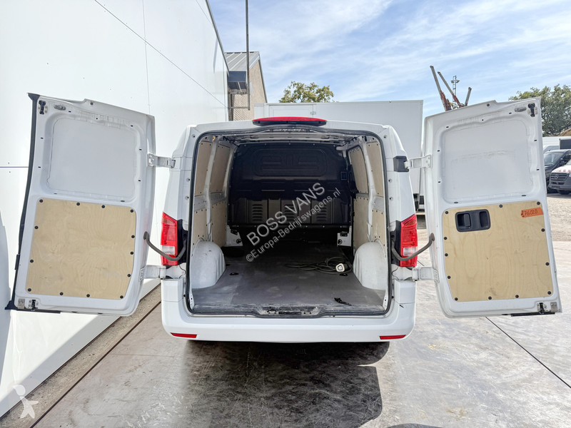 Užitkové vozidlo Mercedes 111 Elektrisch 41kWh...