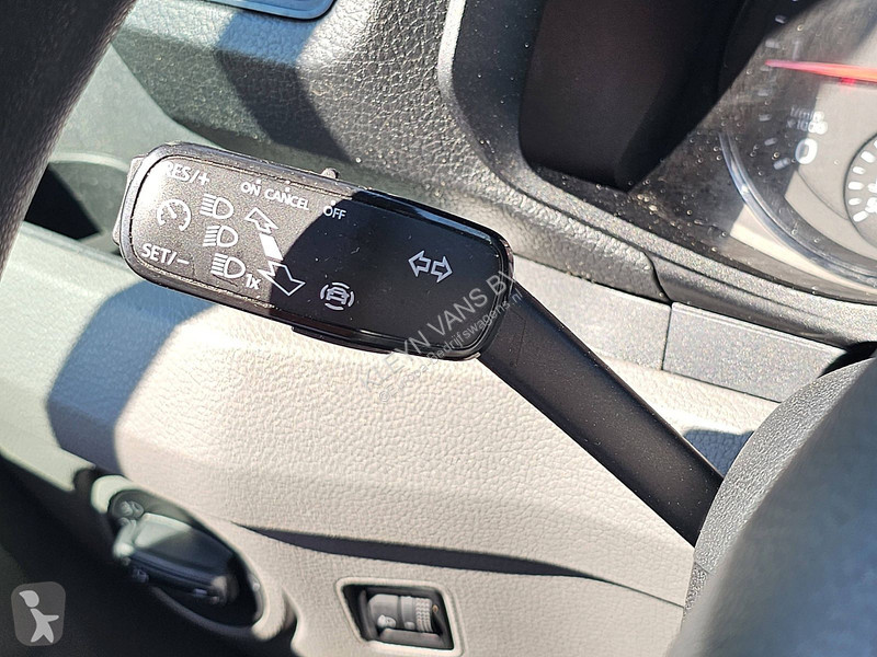 Véhicule utilitaire Volkswagen 35 2.0 koelwagen...