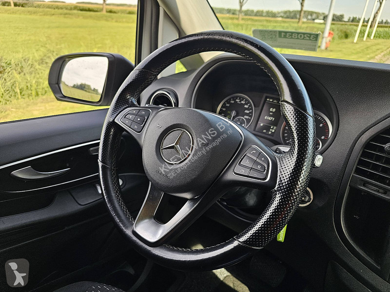 Véhicule utilitaire Mercedes 114 L2H1 Automaat...