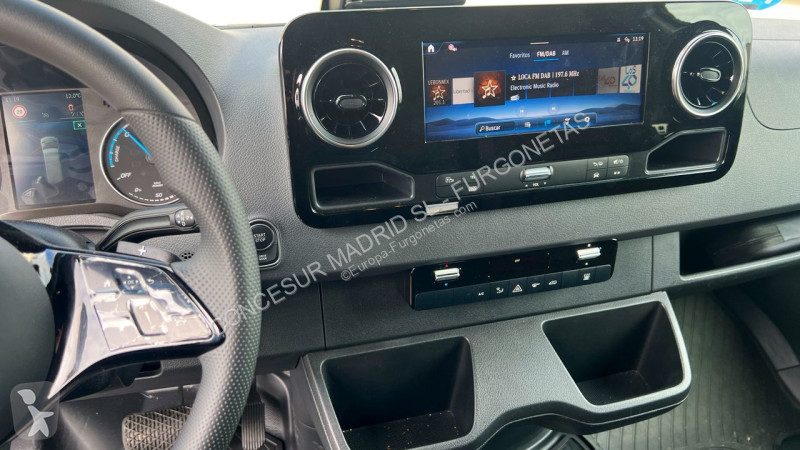 Autoutilitară Mercedes eSprinter pro medio 56kw