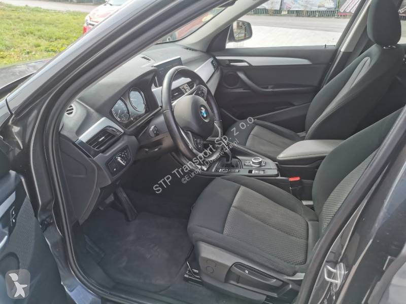 Véhicule utilitaire BMW