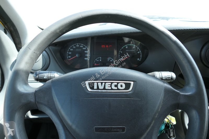 Nyttofordon Iveco Daily 35 S11 C30C KURZ...