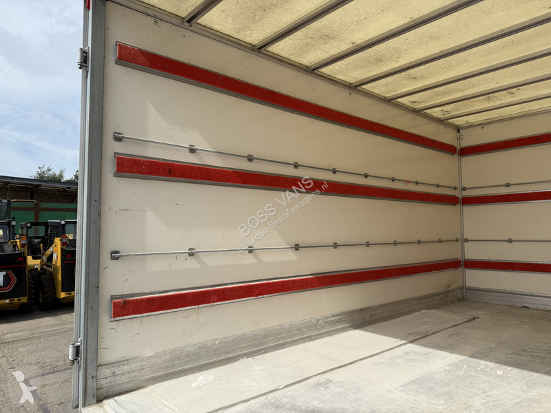 Véhicule utilitaire Iveco 35S16 2.3 Bakwagen...