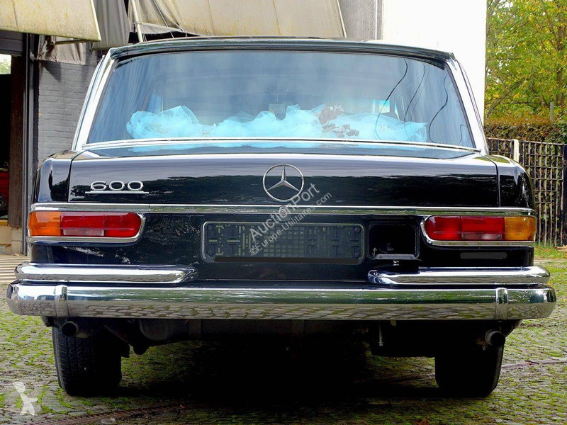 Furgoneta Mercedes  (W100) _ 600 Pullman