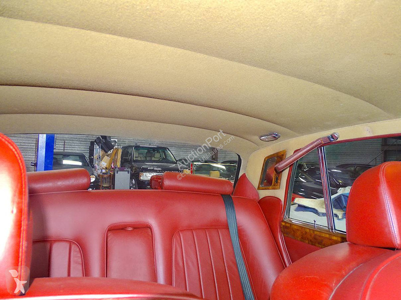 Véhicule utilitaire Rolls-Royce  Silver Shadow II