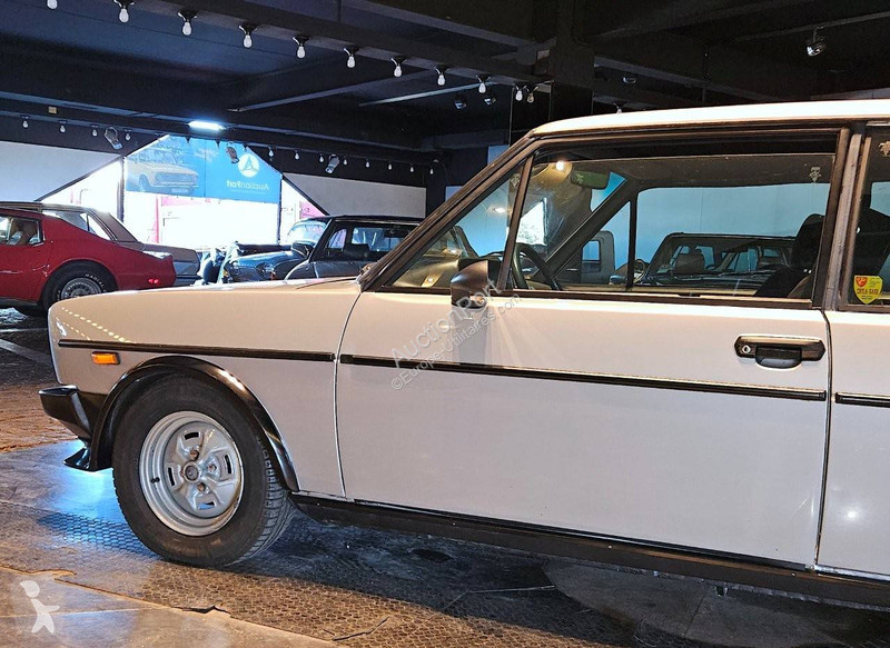 Autoutilitară Fiat Racing 131