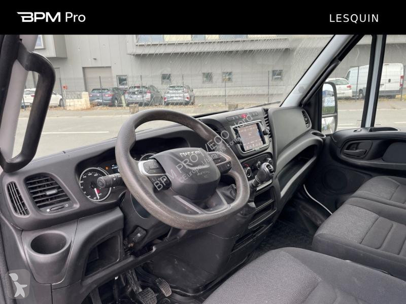 Véhicule utilitaire Iveco CCb 35C16 3.0...