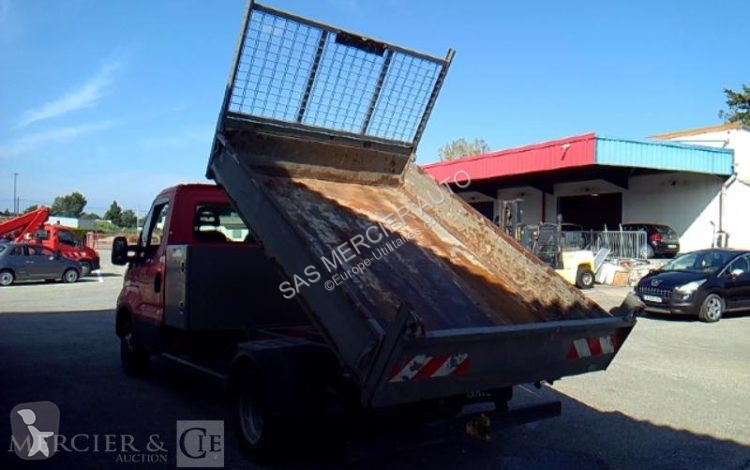 Véhicule utilitaire Iveco
