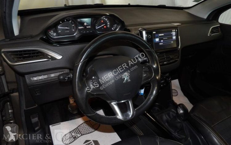 Véhicule utilitaire Peugeot