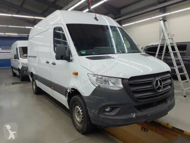 Autoutilitară Mercedes 317 CDI...