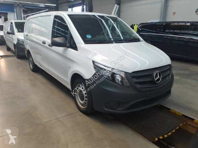 Autoutilitară Mercedes Vito KA...
