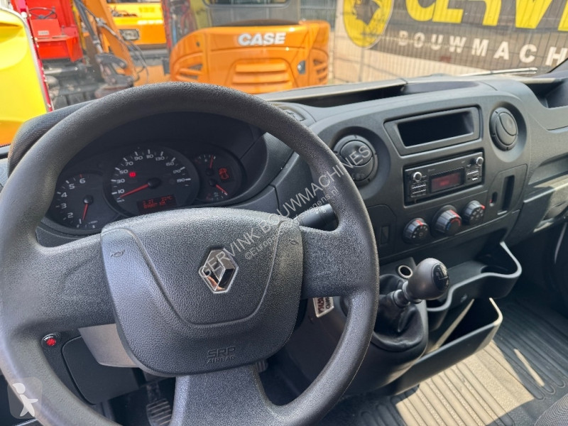 Véhicule utilitaire Renault Klubb K 32