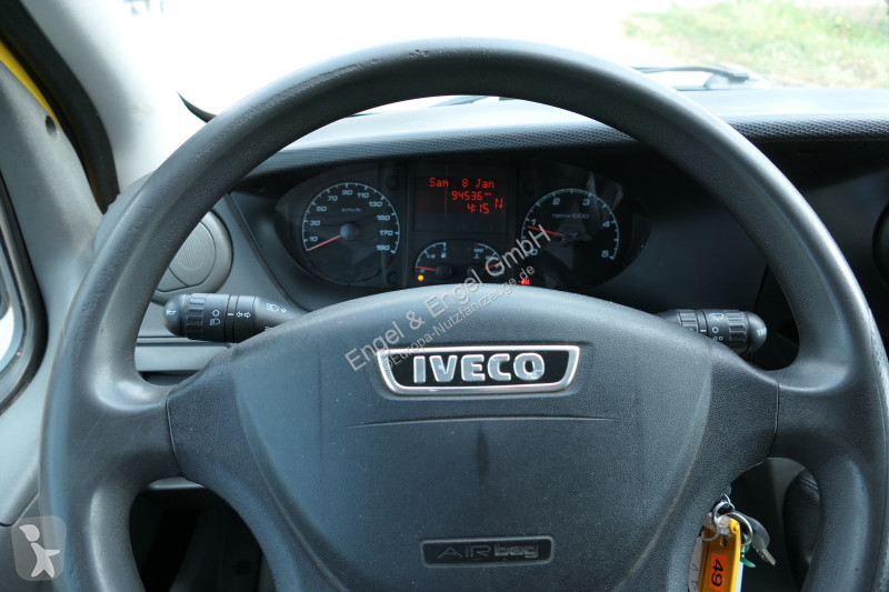 Furgoneta Iveco Daily 35 S11 C30C AUTOMATIK...