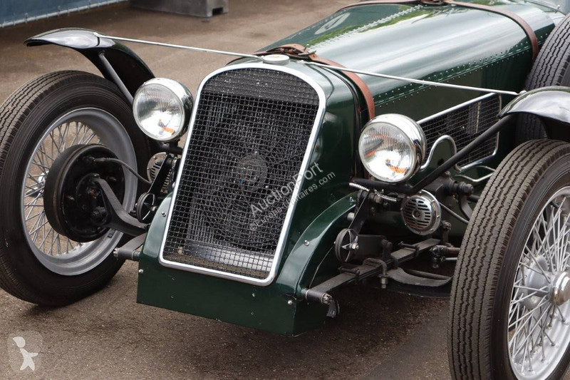 Véhicule utilitaire Chrysler  Roadster