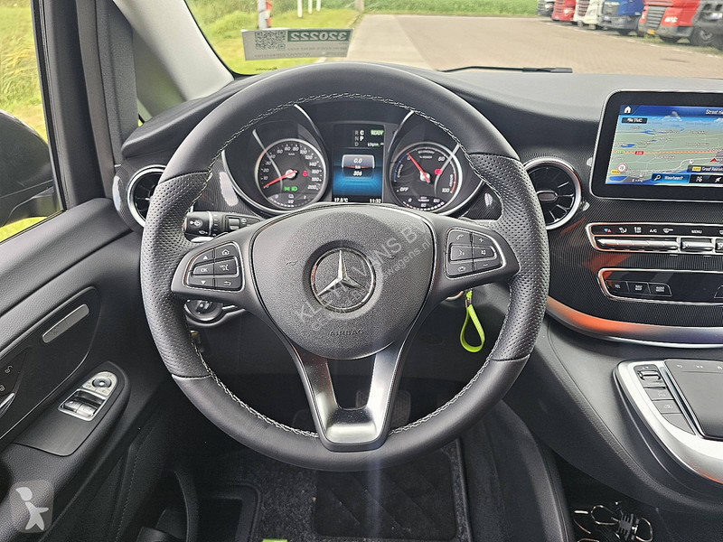 Nyttofordon Mercedes 300 L3 XL 8-Pers Mbux EQV