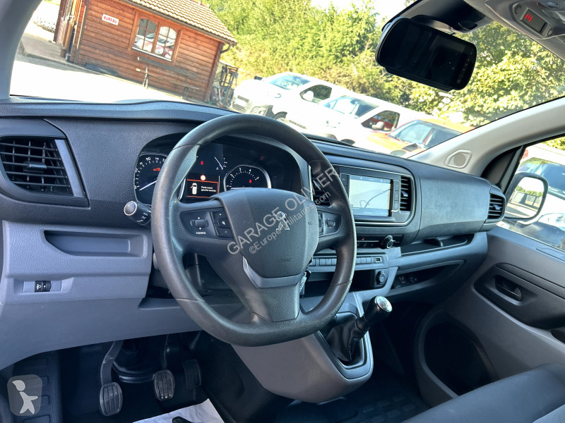 Peugeot 1.6 Bluehdi 95 Premium Pack van