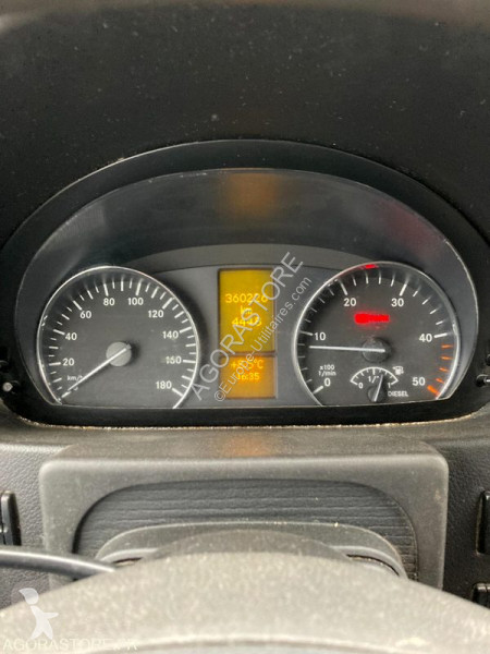 Véhicule utilitaire Mercedes