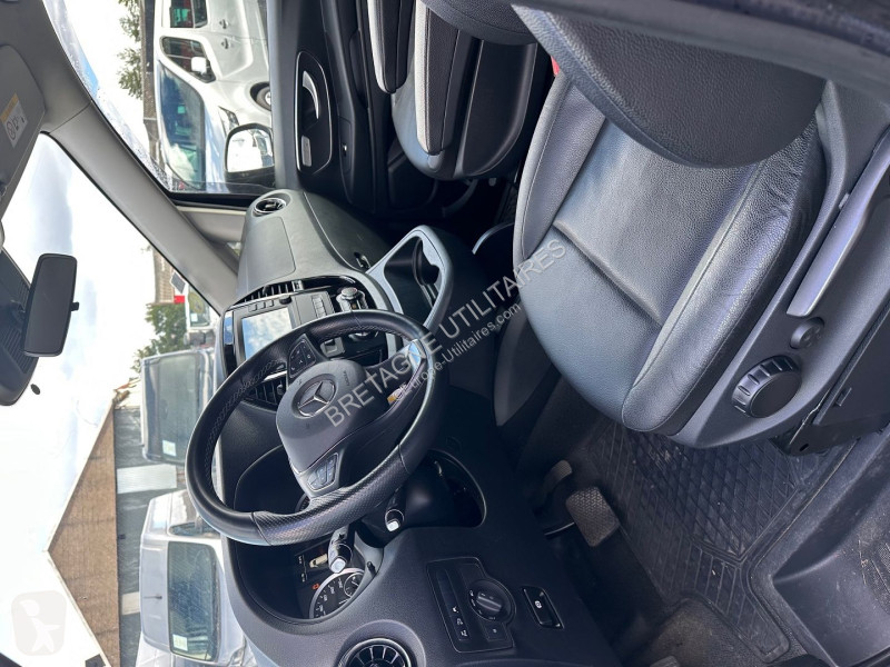 Véhicule utilitaire Mercedes VITO FG 4X4 119...