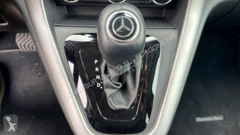 Autoutilitară Mercedes 200 45 kWh