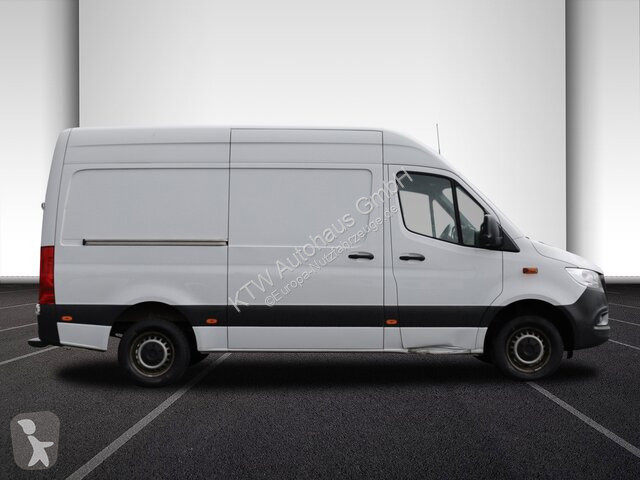 Autoutilitară Mercedes 317 CDI...
