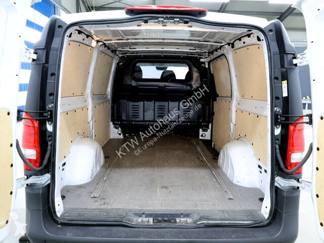 Furgoneta Mercedes Vito KA...