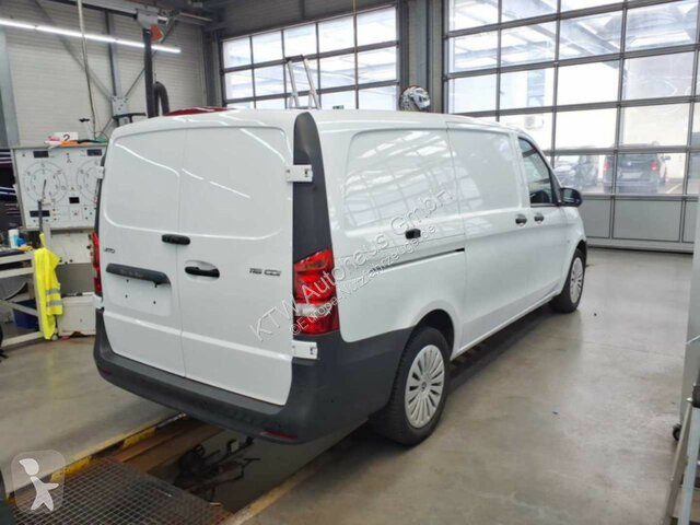 Furgoneta Mercedes Vito KA...