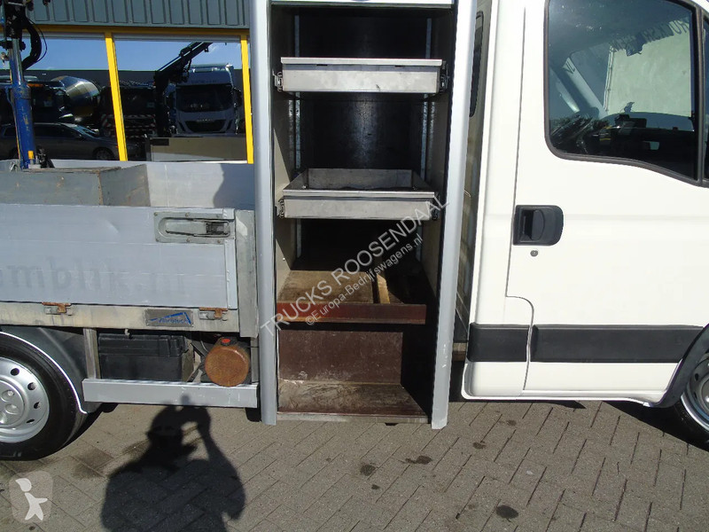 Véhicule utilitaire Iveco 35S15 + amcoveba 602...