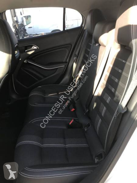 Veículo utilitário Mercedes