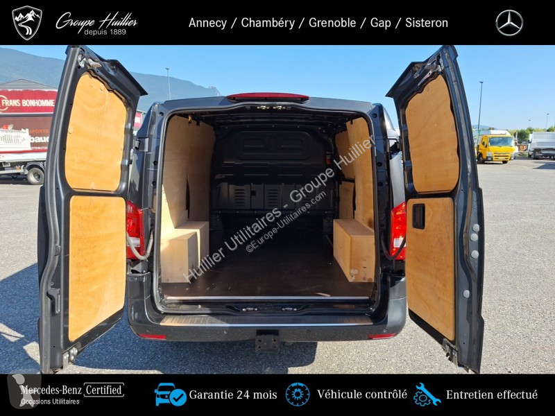 Véhicule utilitaire Mercedes 119 CDI 4x4...