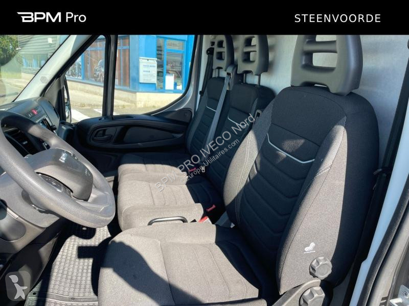 Veicolo commerciale Iveco 35S Fg 35S18HA8 V16...