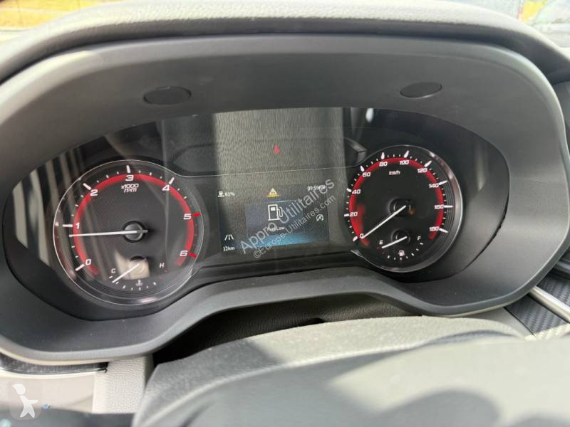 Véhicule utilitaire Maxus