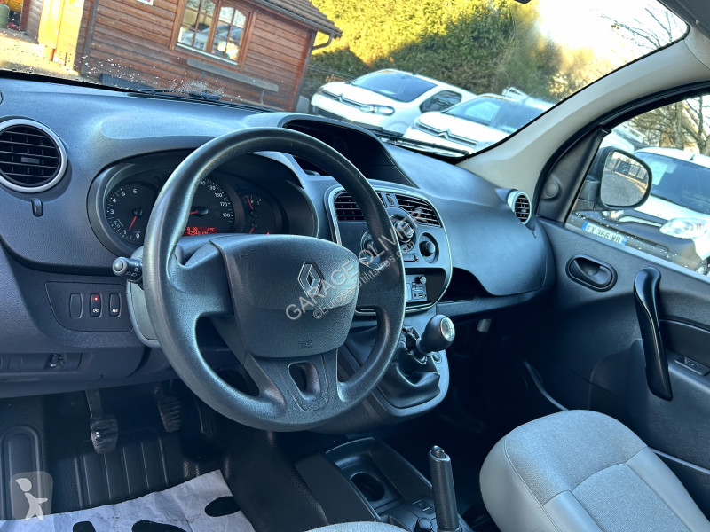 Véhicule utilitaire Renault Maxi Grand Volume...