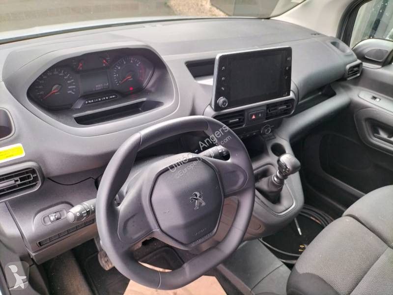 Véhicule utilitaire Peugeot