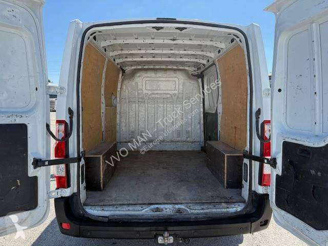 عربة نفعية Renault