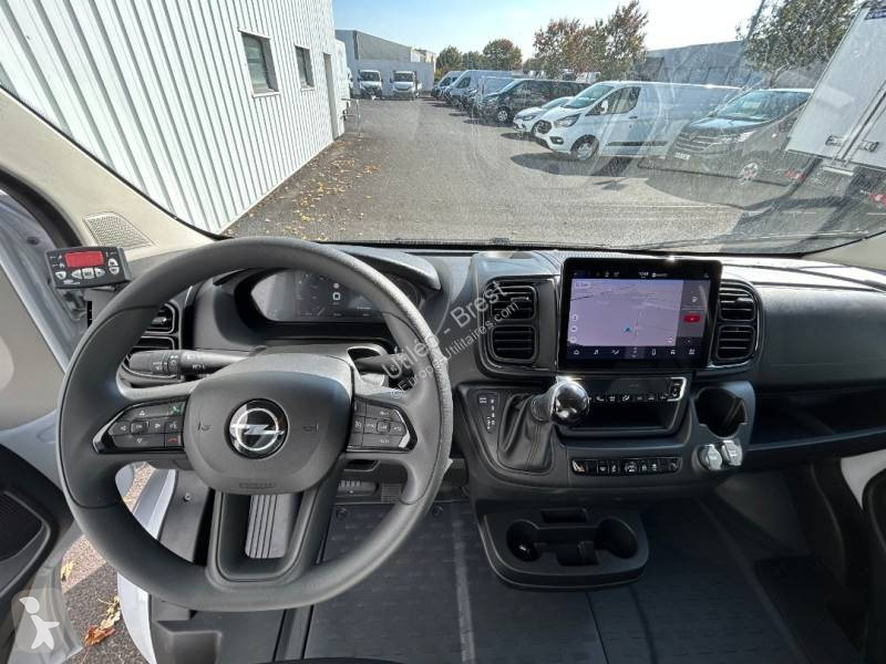 Samochód dostawczy Opel