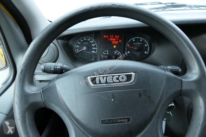 Iveco Daily 35 S11 C30C AUTOMATIK KAMERA Regale...