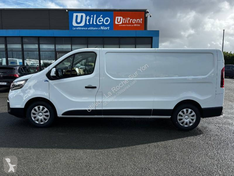 Samochód dostawczy Nissan